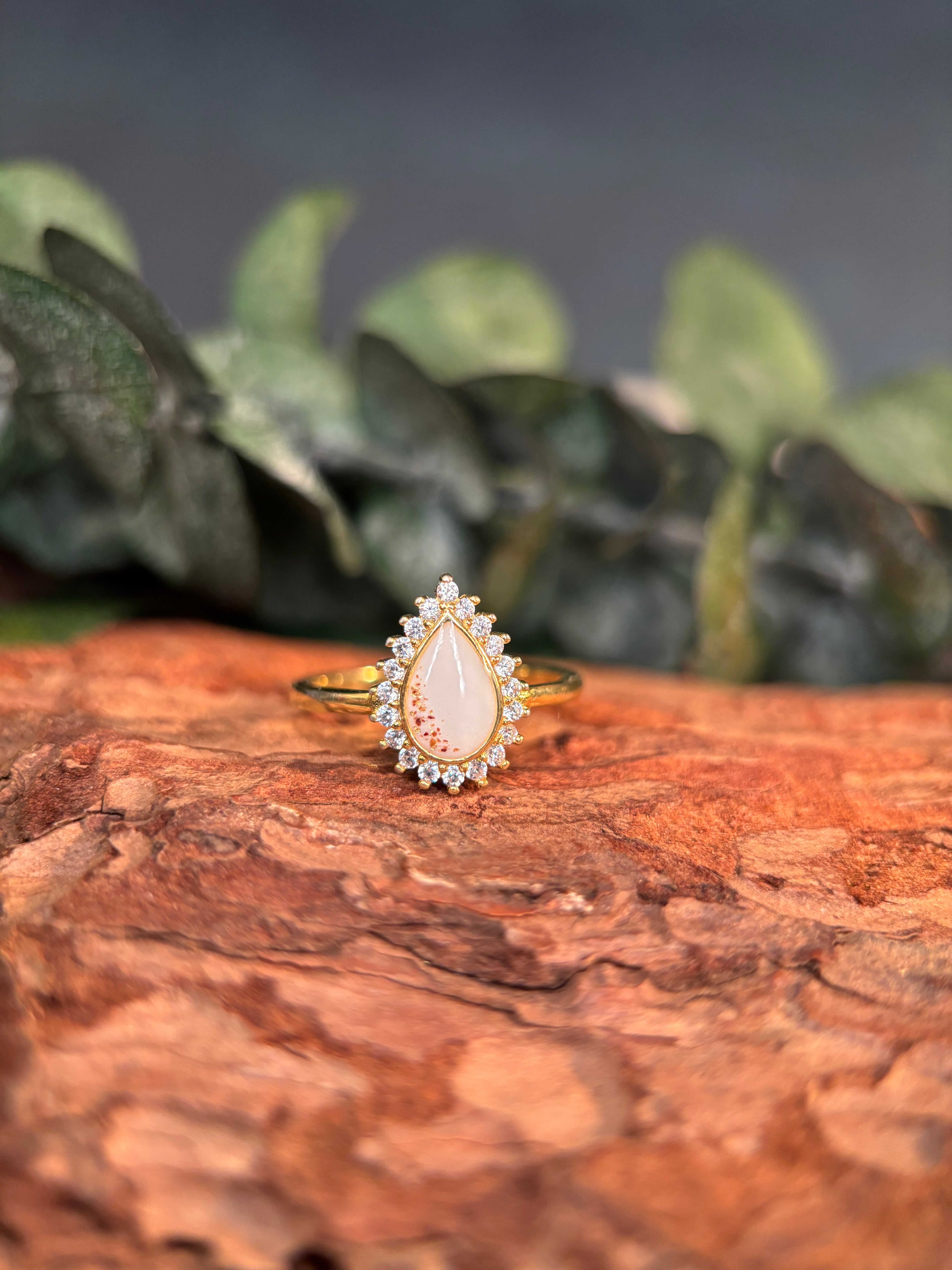 The Lindsey Ring
