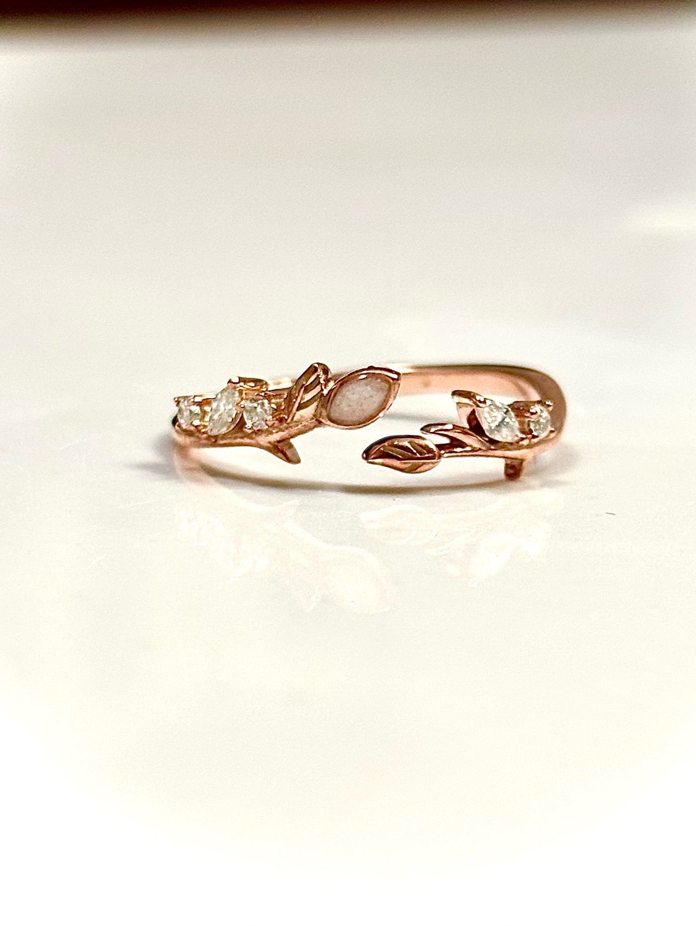 The Anna Ring