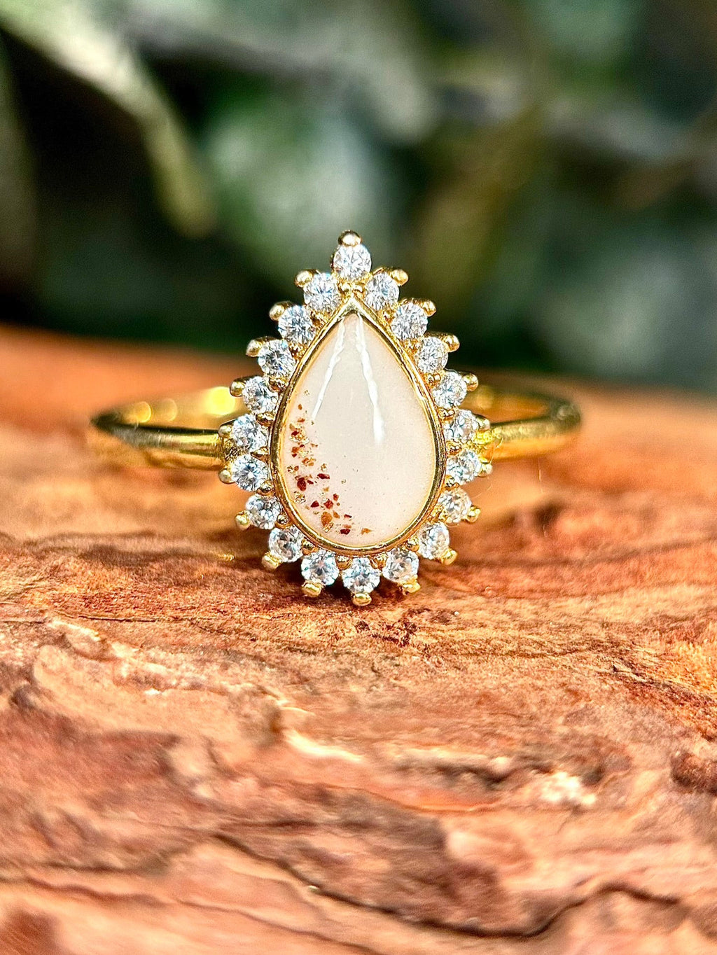 The Lindsey Ring