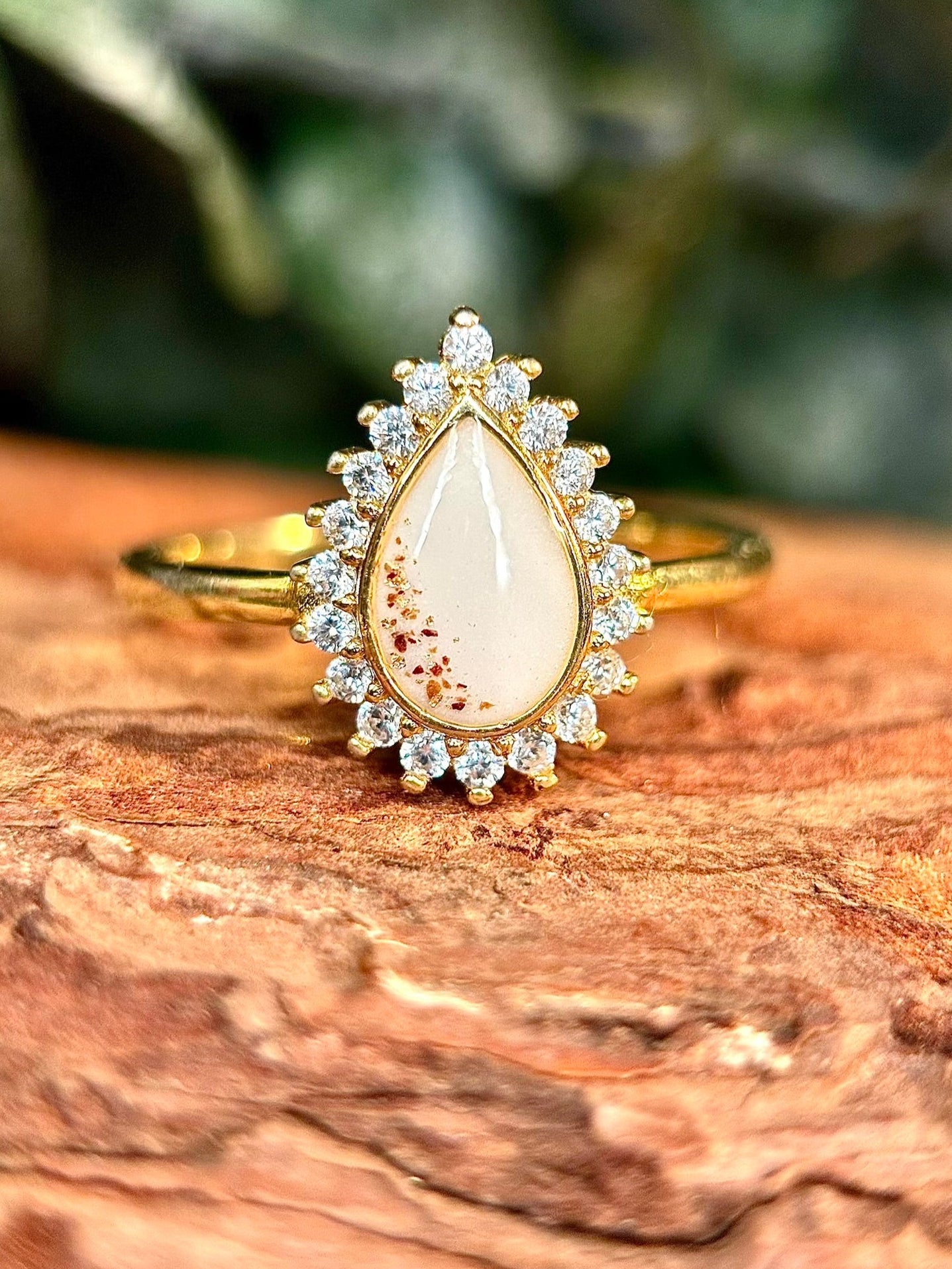 The Lindsey Ring