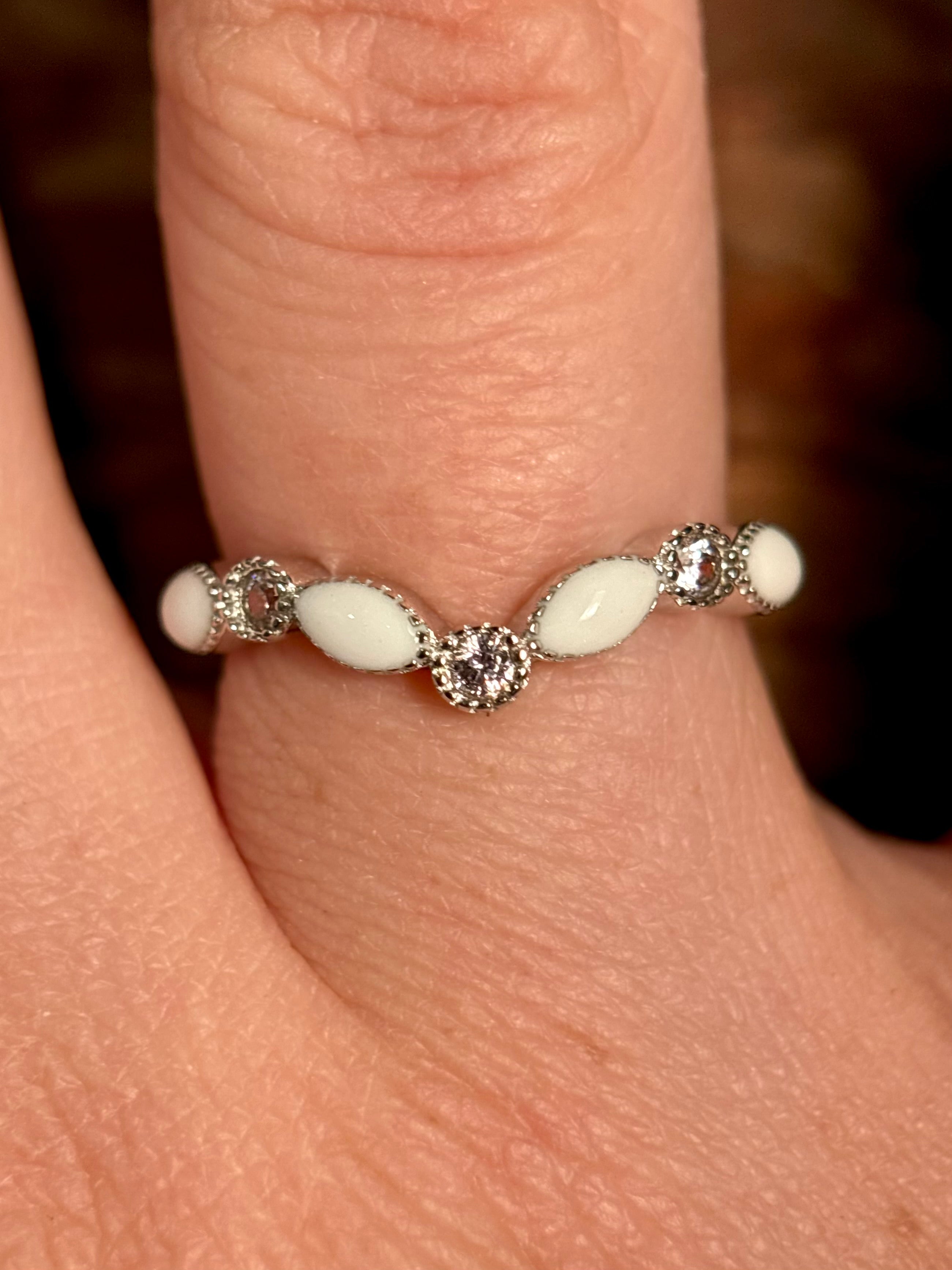 The Clara Ring